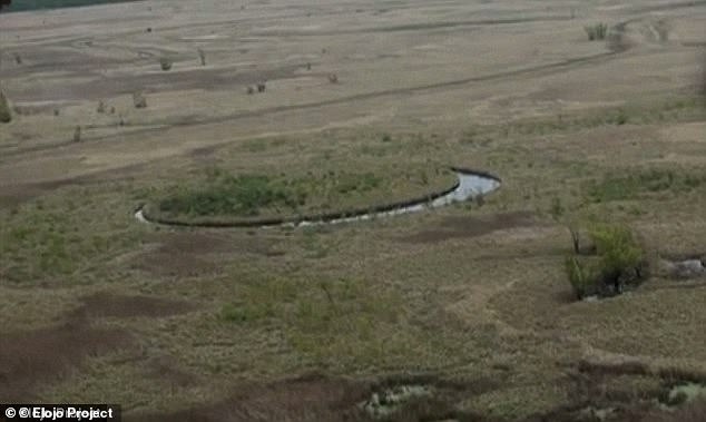 Those lucky enough to have travelled there have said it is almost a perfect circle as the movement of the land mass rubs off as it moves around