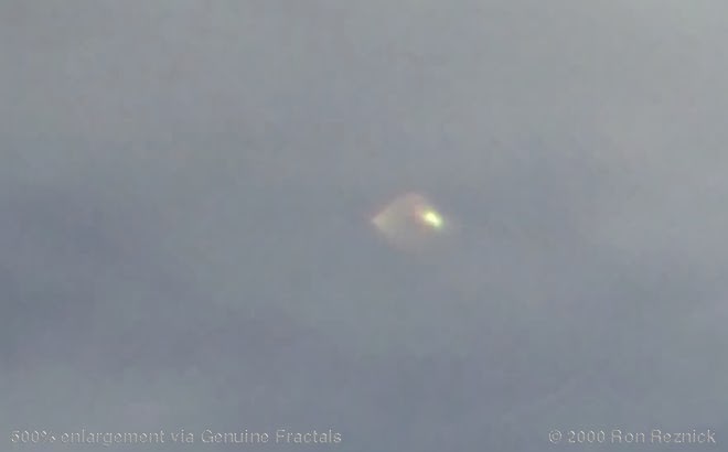ufo125b.jpg