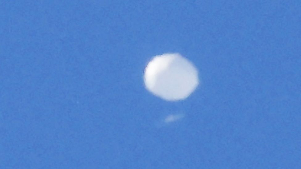 A high-altitude balloon, which the US government has stated is Chinese, is seen as it continues its multi-day path across the Northern United States in Charlotte, North Carolina, USA, 04 February 2023