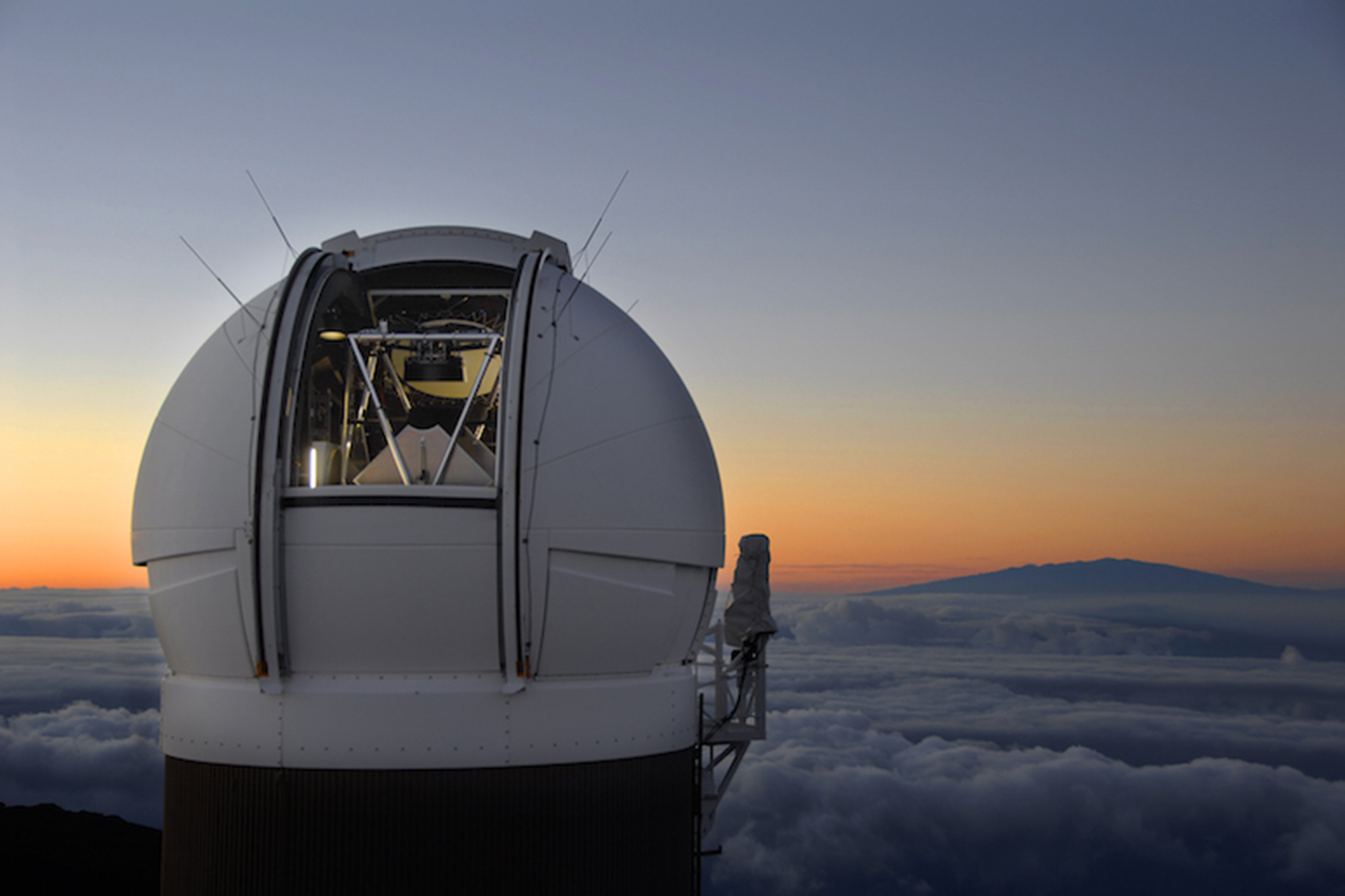 space-observatory-haleakala-maui.jpg