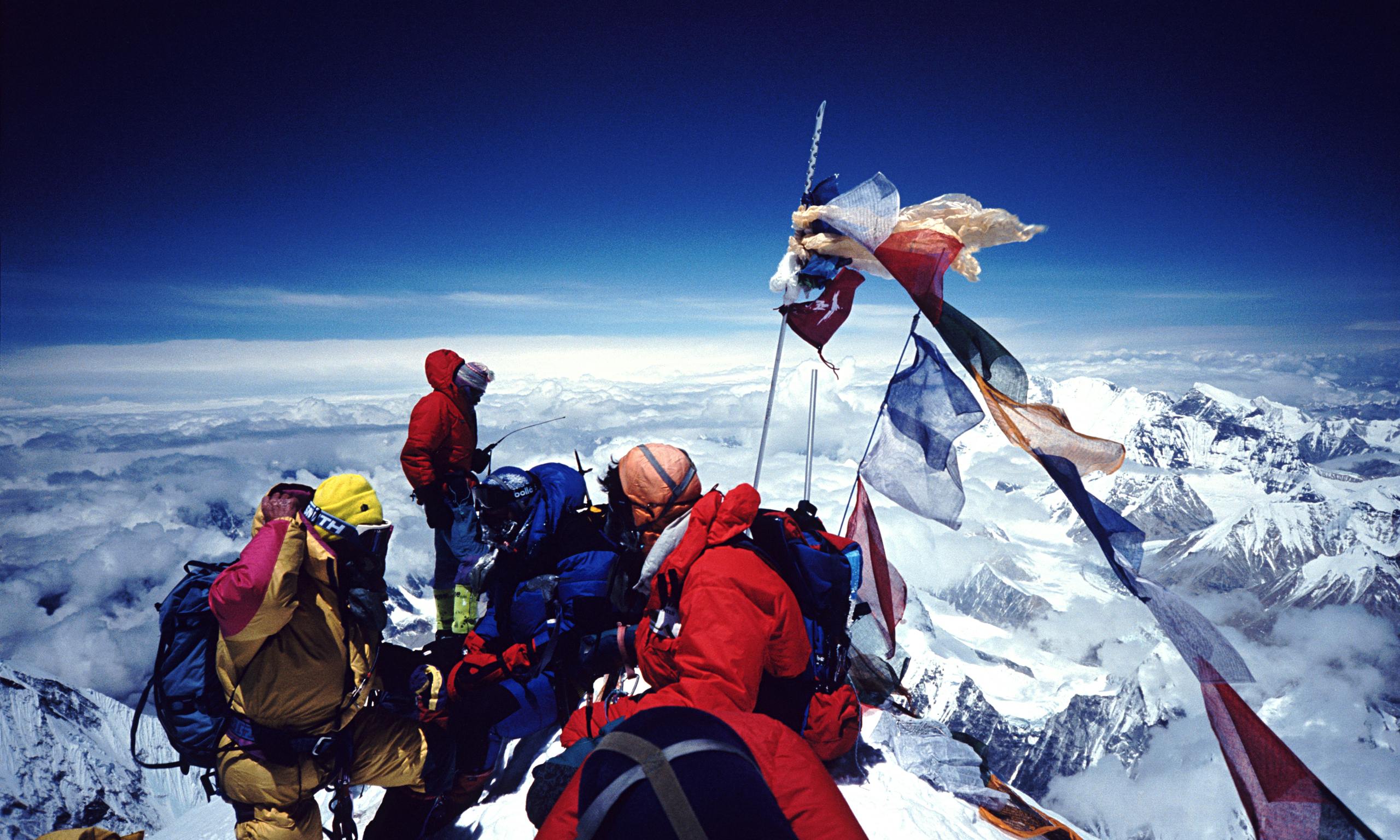 Climbers-on-summit-of-Mou-014.jpg