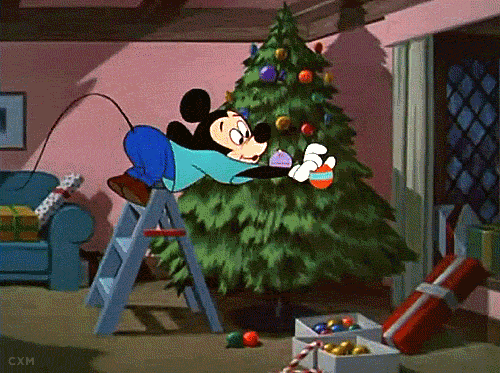 56147-Mickey-Christmas-Tree.gif