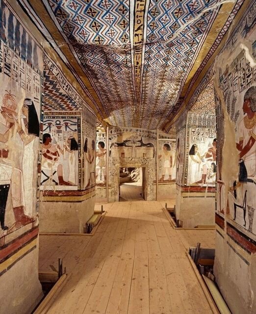 senefer tomb 1400 bc.jpg