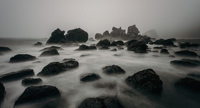Beach-Rocks-Foggy-Sea-Ocean-Mist-Nature-Seascape-1868280.jpg