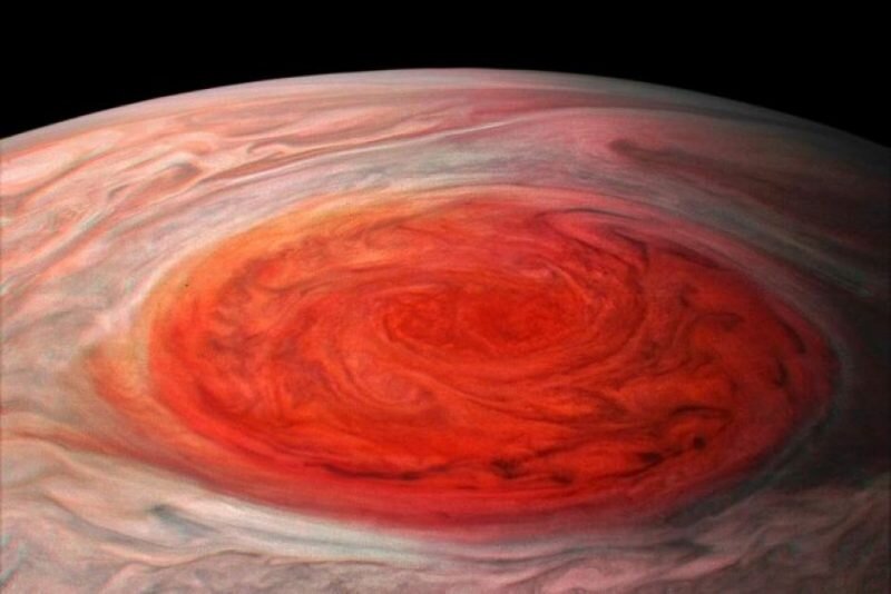 GRS-Jupiter-Juno-2017-800x534.jpg