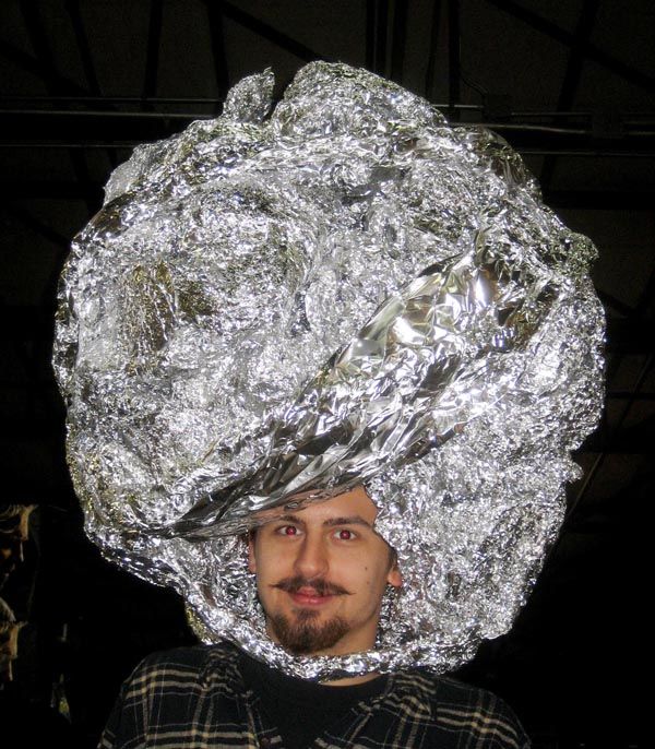 Tin Foil Hats. Page 3 Alien Expanse