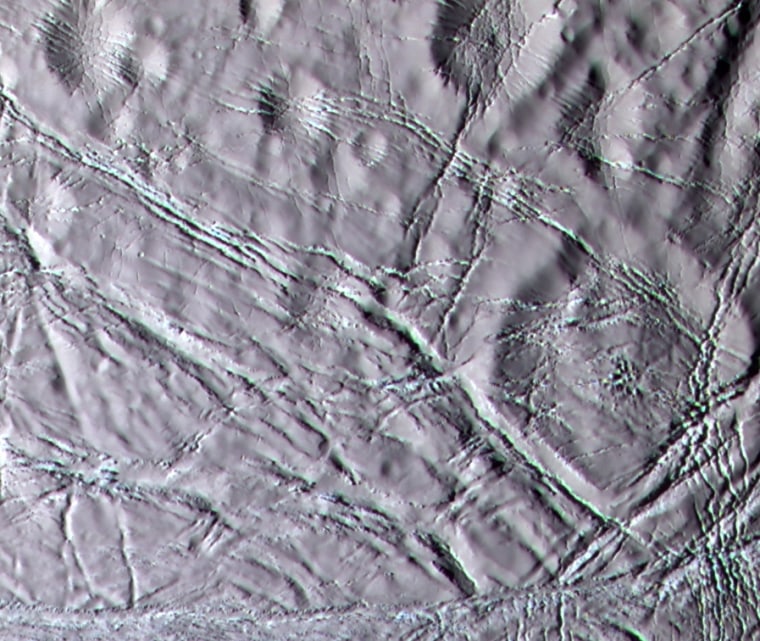 181217-enceladus-snow-cs-1200p_5ebc91b945f3cea77b60a4aa65661894.fit-760w.jpg